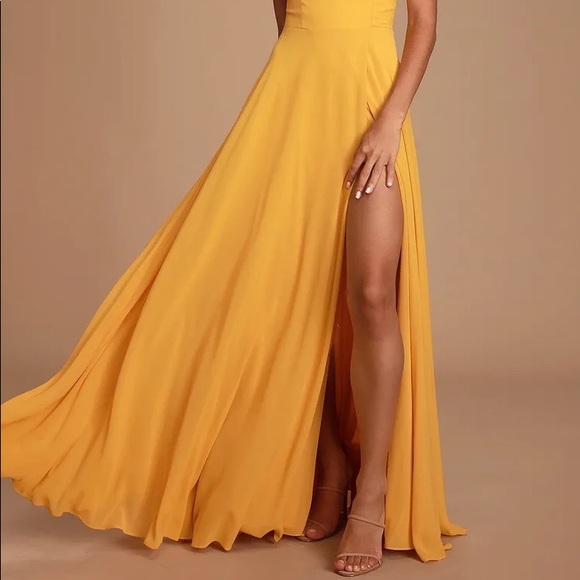 Lulus Dresses & Skirts - Lulus mustard yellow maxi dress size Small. Stunning!